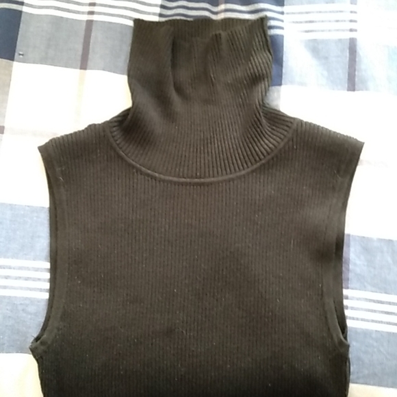 Women's Dress - Picture 2 of 2